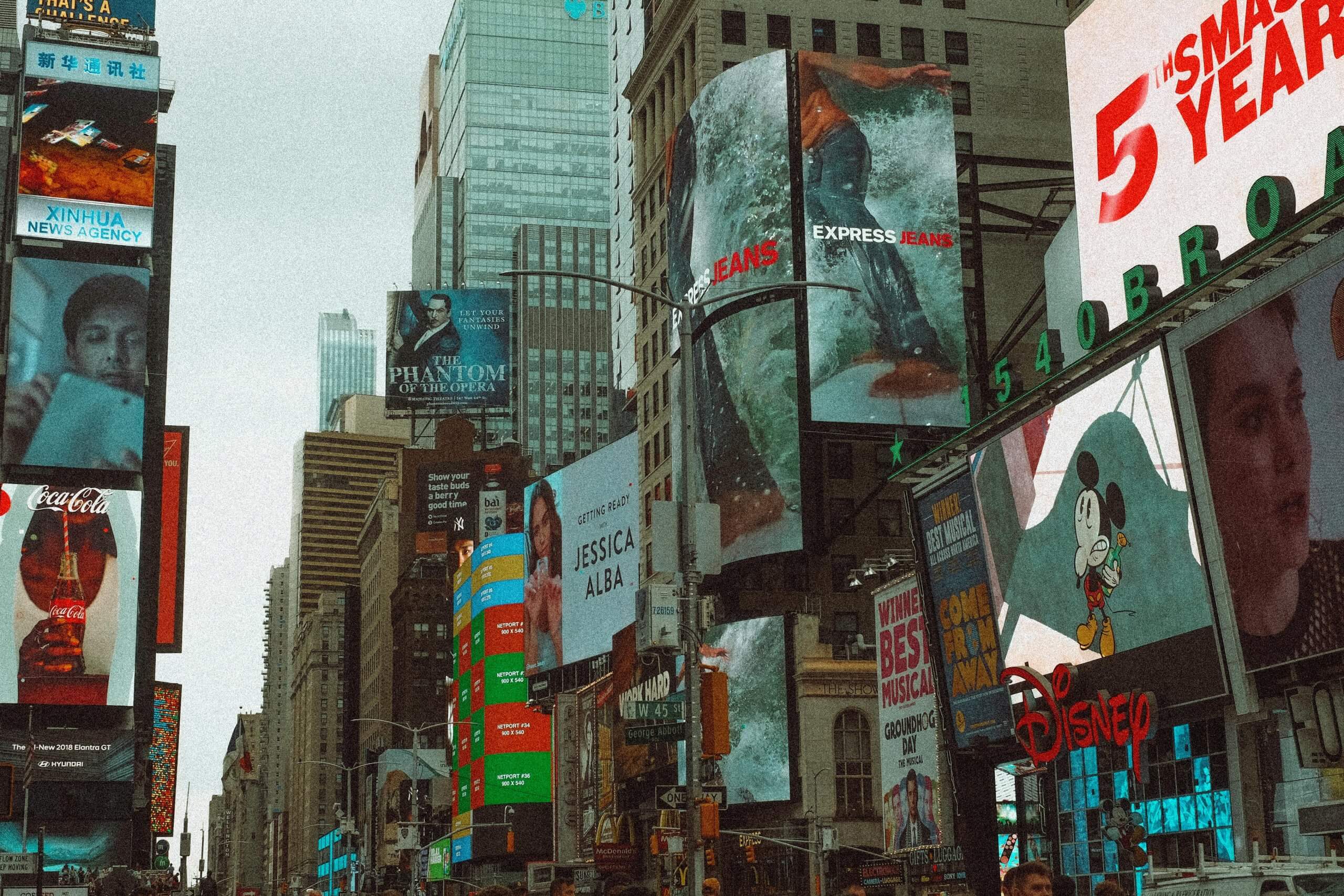 Top Digital Signage Mistakes and How to Avoid Them